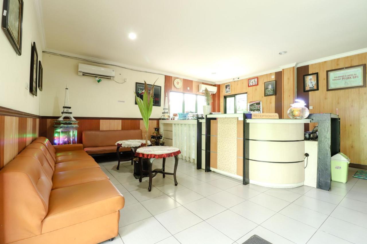 Wisma tamu Cemara